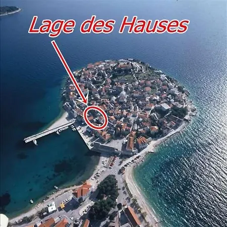 Apartments Primosten *
