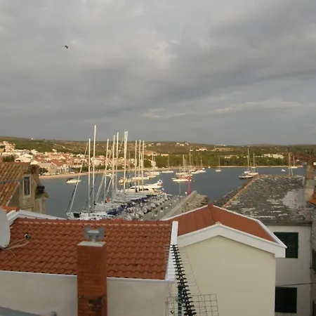 Apartments Primosten Daire